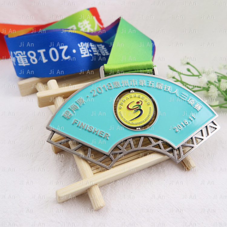 鐵人三項(xiàng)賽獎牌定做 (3).jpg