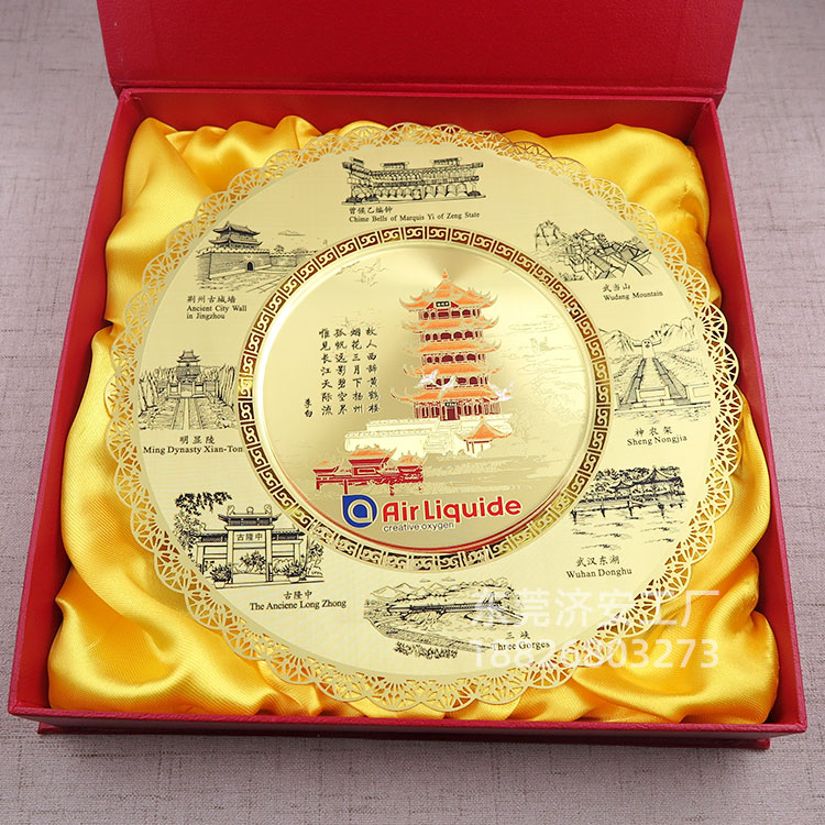 景區(qū)紀(jì)念盤生產(chǎn)工廠,濟(jì)安廠家定做金屬圓盤紀(jì)念禮品